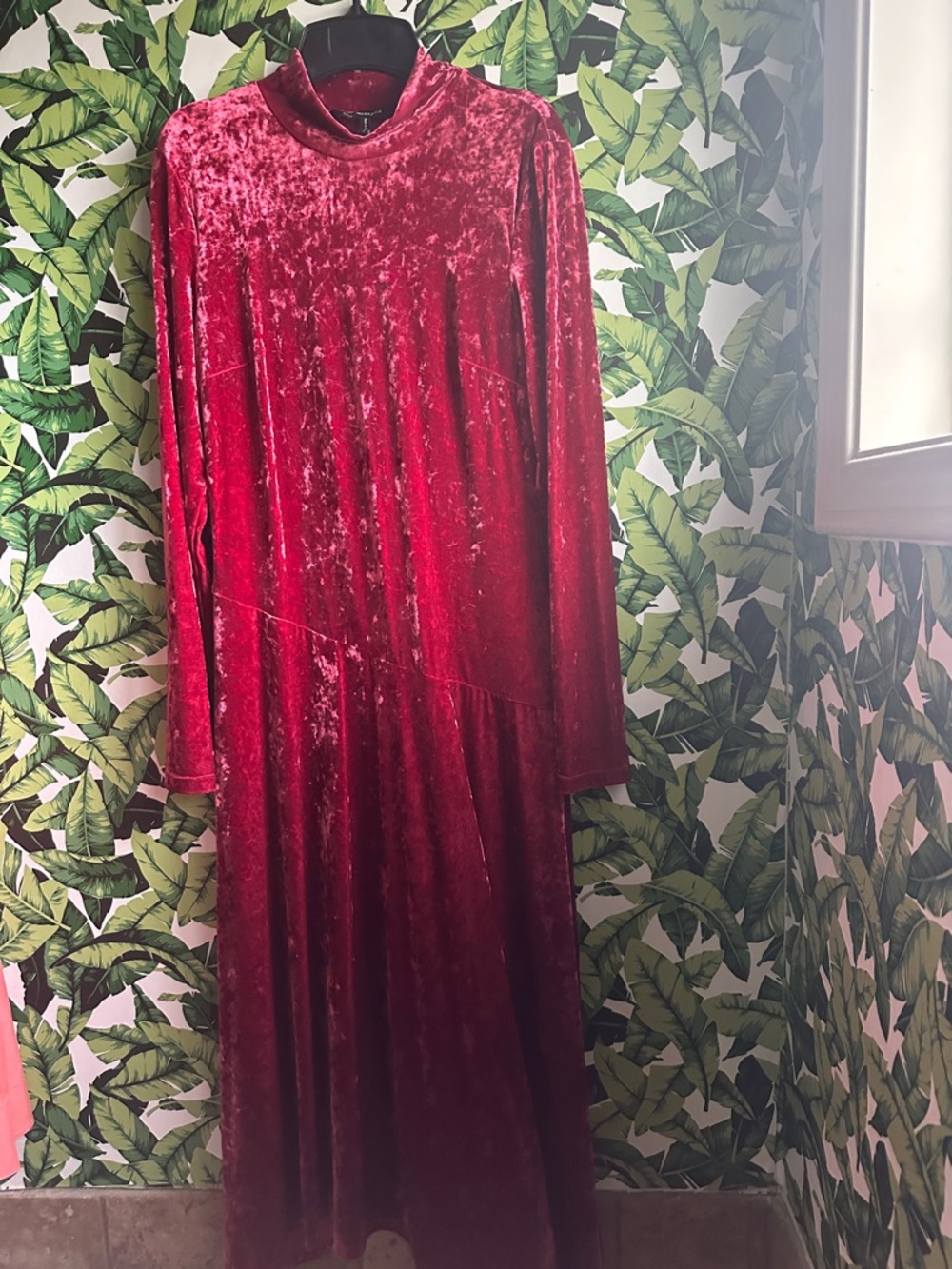 BCBGMaxAzria Crushed Velvet Maxi Skirt in Rich Red